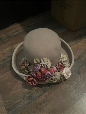 Whittall & Shon Women's Taupe 100% wool Hat with Floral Trim